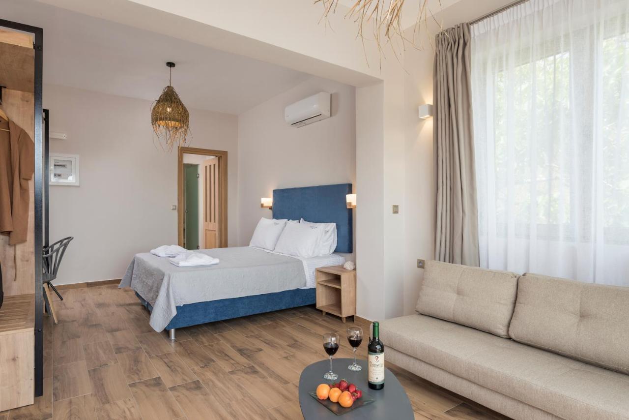 Aequor Luxury Rooms & Apartments Kato Daratso Bagian luar foto