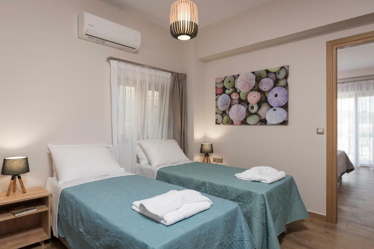 Aequor Luxury Rooms & Apartments Kato Daratso Bagian luar foto